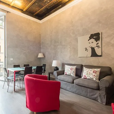 Rsh Piazza Navona Daire Roma
